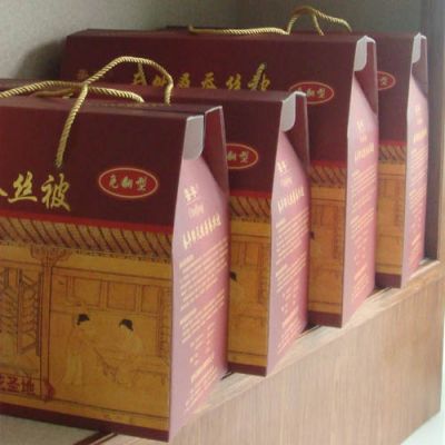 免翻型蚕丝被