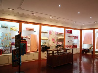 工厂店