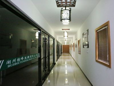 工厂店走廊